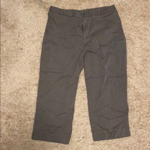 Briggs dark green cotton capris Sz 16 Never worn